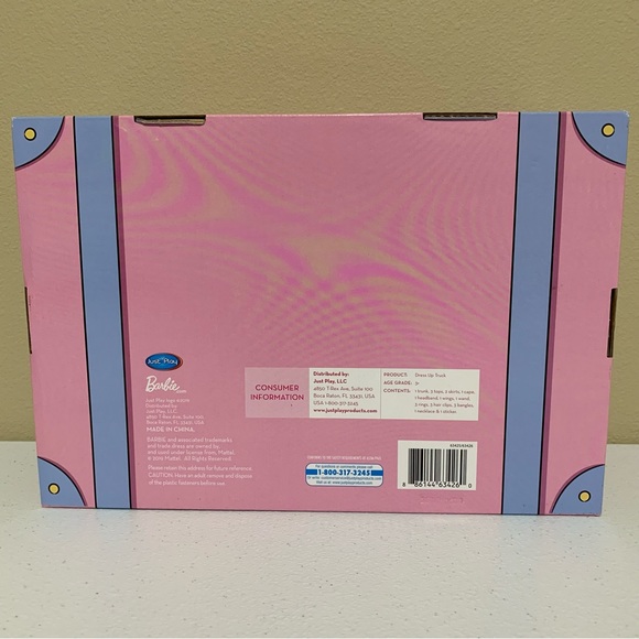 Barbie Dress-Up Trunk Set-Fits Sizes 4-6X NWT - Picture 6 of 10